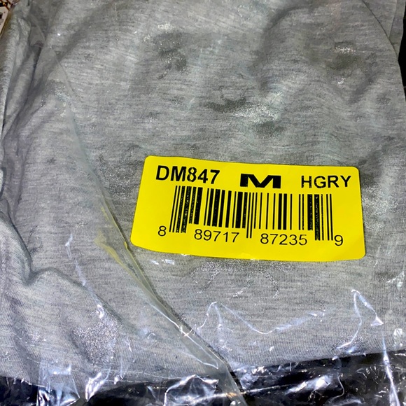 Night shirt - Picture 1 of 6